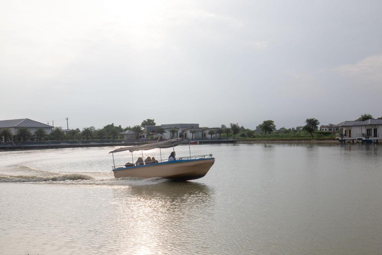 Lumbini Palace Resort Buitenkant foto